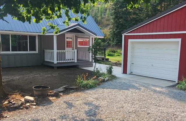 270 North Bank Road - 270 North Bank Road, Shoshone County, ID 83850