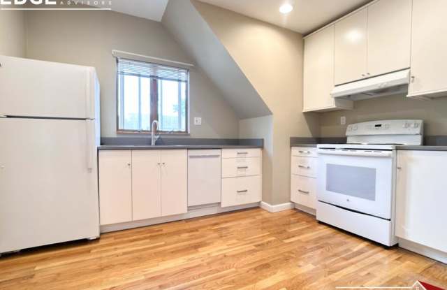 555 Washington St. photos photos