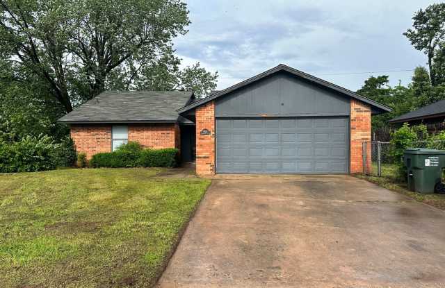 3bed/2bath Home Available in Norman Off Highway 9!! photos photos