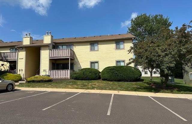 202 STOCKTON COURT - 202 Stockton Court, Montgomeryville, PA 19454