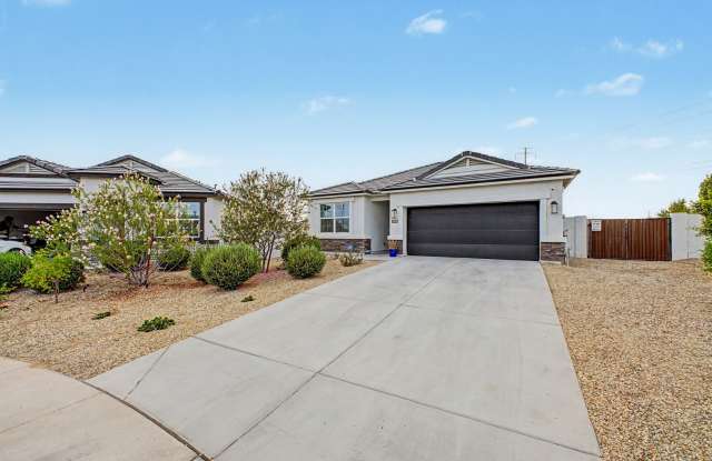 New Rental in Desert Moon Estates! photos photos
