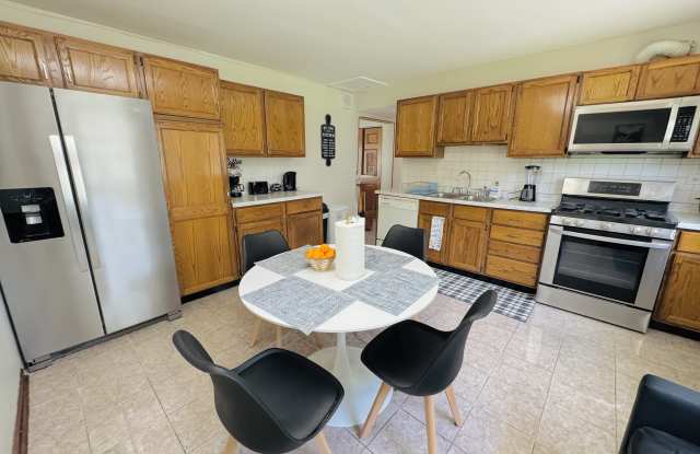 1115 Old Mill Ln Gallery 1