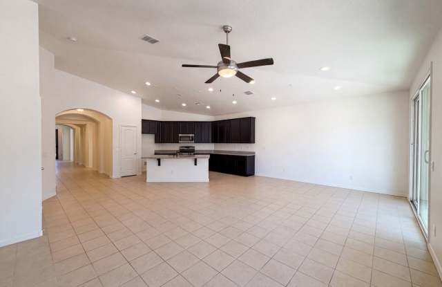 22337 E Via De Olivos Gallery 4