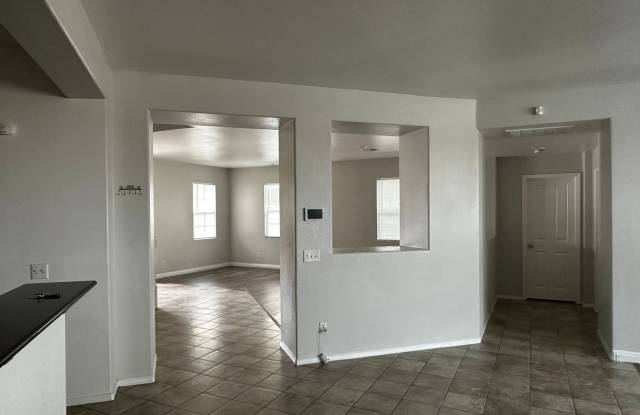 May Ranch Home (Perris, CA) Gallery 4