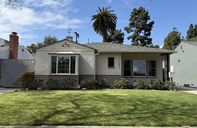 11293 Brookhaven Ave - 11293 Brookhaven Avenue, Los Angeles, CA 90064