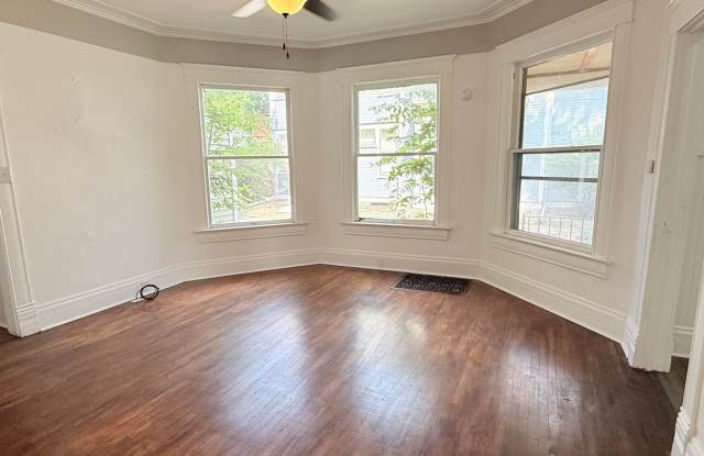 Charming Home in Abilene Gallery 4