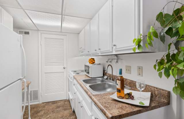 Riverstone Apartments Gallery 4