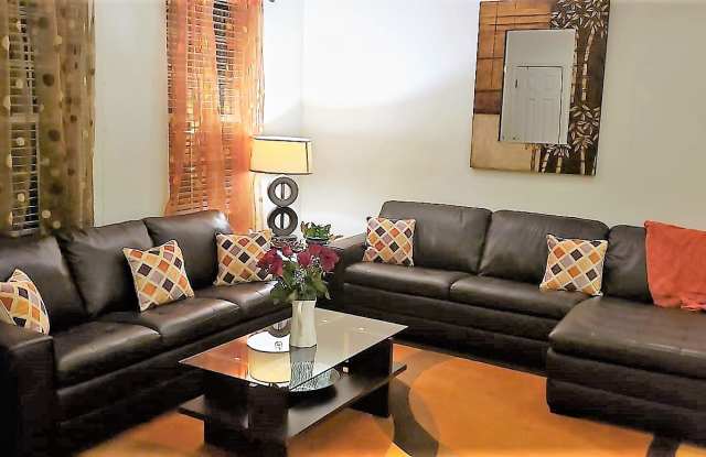 4130 Leclair Court Gallery 2