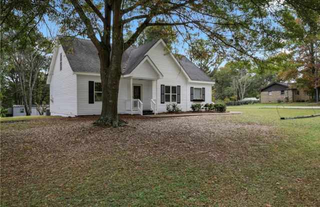 Beautifully Remodeled Home on Large Corner Lot Gallery 4
