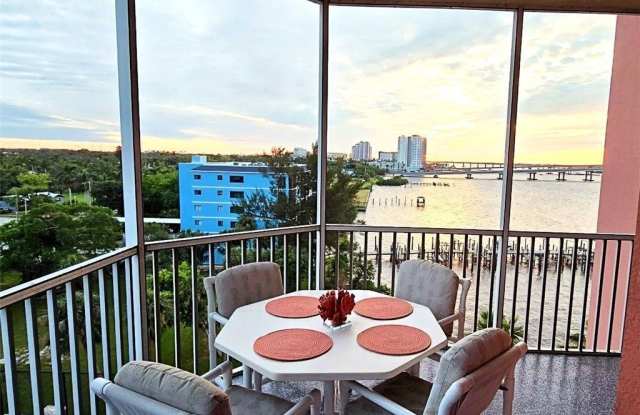2743 1st Street unit: 605 photos photos