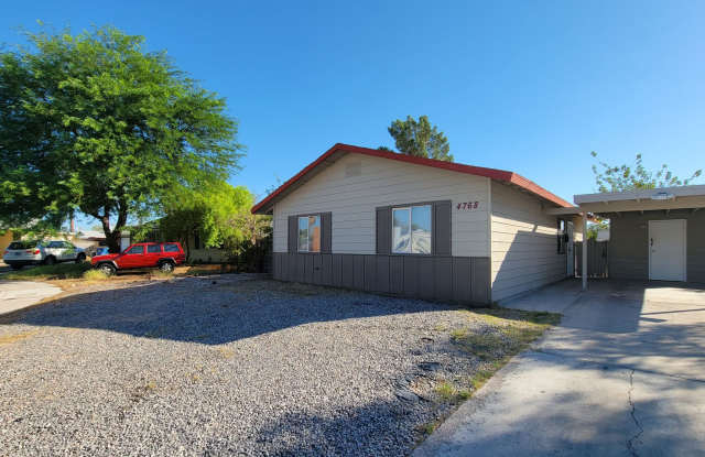 Cute 3 bedroom 1 bathroom home on a large lot - 4768 Rita Drive, Paradise, NV 89121