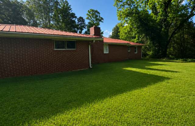 8457 Thomaston Road Gallery 4