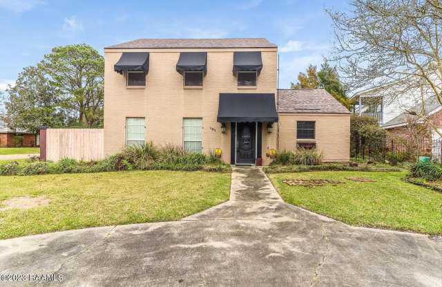 101 Chateau Place photos photos