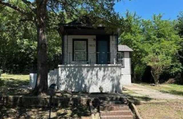 1613 Johnson Street photos photos