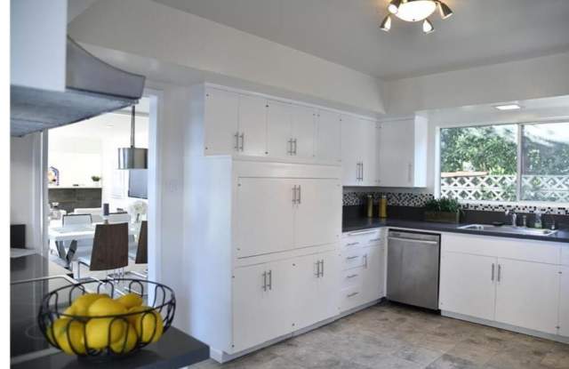 8026 Okean Terrace - 8026 Okean Terrace, Los Angeles, CA 90046