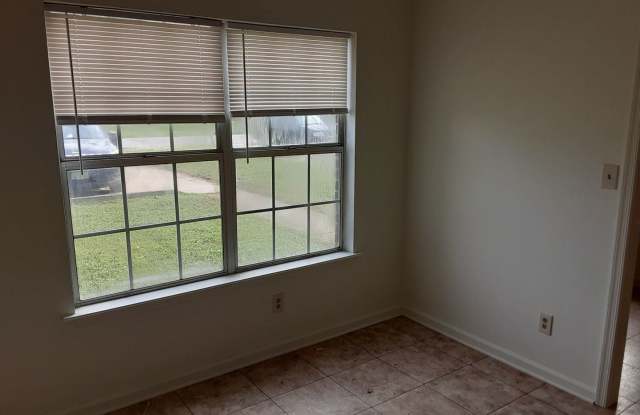 1208 Transylvania Ave. Gallery 4