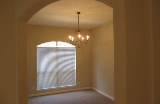 10220 Anahuac Trail Gallery 4