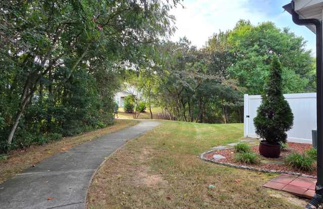 One level Lewisville living at its best Gallery 4