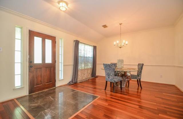 9523 Flying Eagle Ct Gallery 2