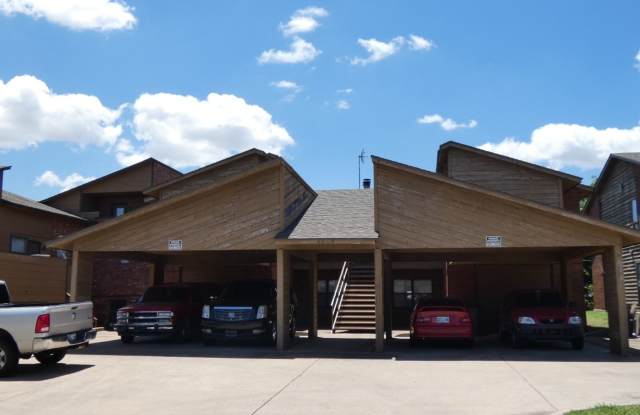 Great Town Home - 4008 Northwest Ozmun Avenue, Lawton, OK 73505