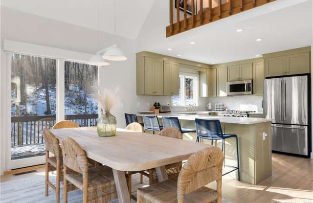 33 Westmount Road Gallery 3