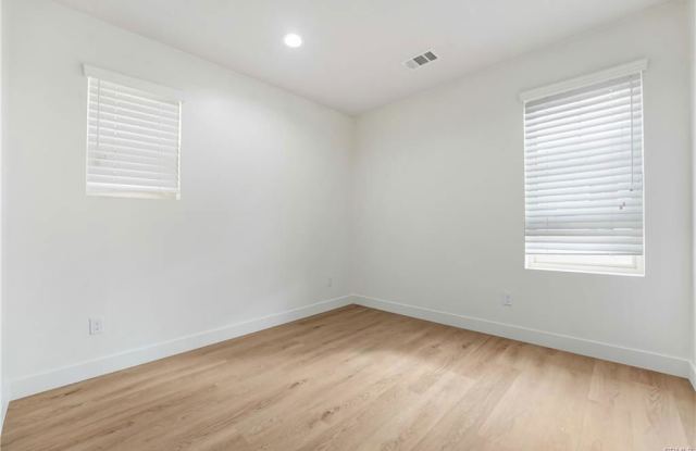 7209 North Chestnut Lane photos photos