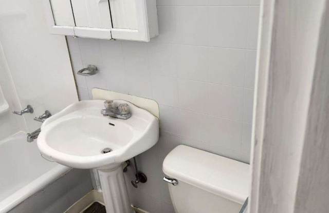 1 bedroom apartment home - 1080 Kelly Drive, York, PA 17404