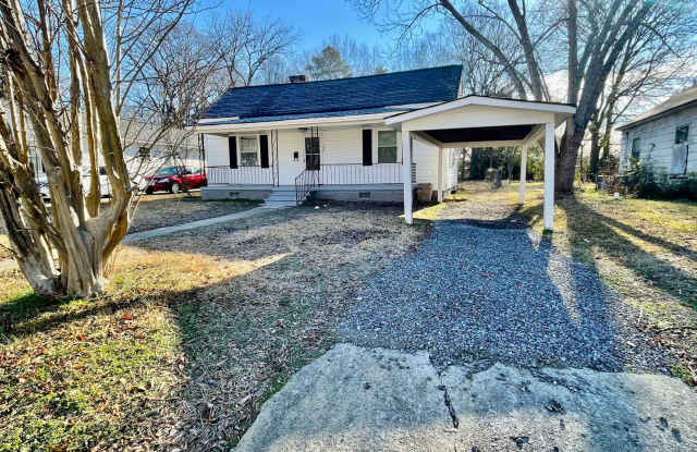 Welcome to this charming 3-bedroom, 1-bathroom home located in the vibrant community of Rockhill, SC photos photos