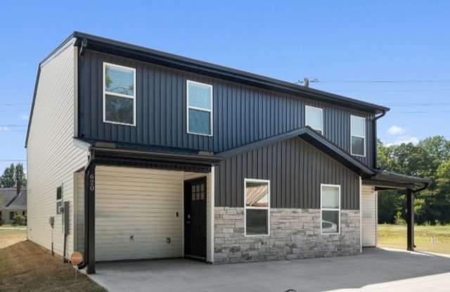 Available Now:  New Three Bedroom Townhouse in Woodruff SC! First Month FREE Rent! Gallery 1