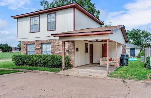 125 Carriage Square Dr - 125 Carriage Square Drive, Bossier City, LA 71112