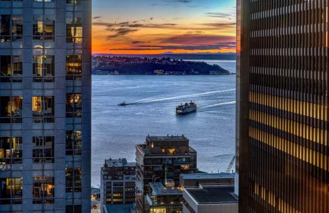 5th and Madison Condominiums ~ Downtown Seattle photos photos