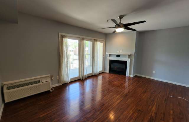 2730 Brownsboro Rd photos photos
