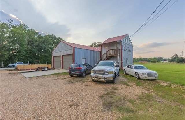 47310 N MORRISON Boulevard Gallery 3