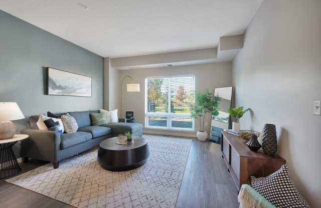 The Sixton Apartments Gallery 4
