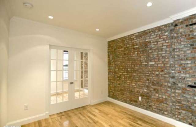 305 Mott St Gallery 2