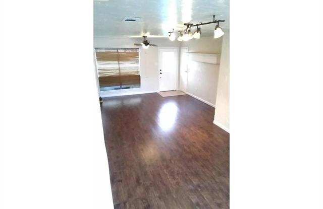 335 Oakwood Circle Gallery 3