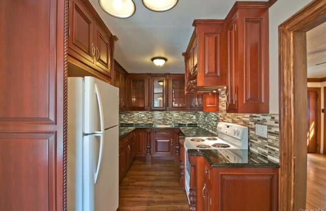 40 W Shore Drive Gallery 3