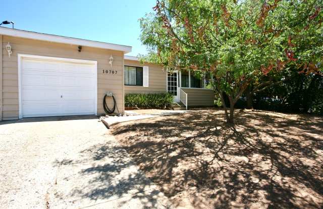 3Br 1 Ba Country Charmer photos photos