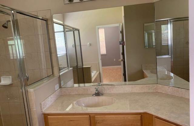 Beautiful 4/2 home in Lovely Venetian Bay Gated Community photos photos
