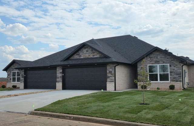 BRAND NEW Patio Home in Tiffany Highlands in Nixa - FOR LEASE photos photos