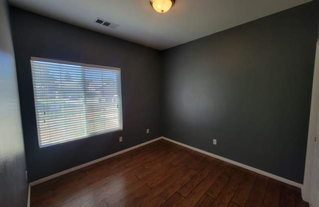 NW 3 bedroom home! Gallery 4