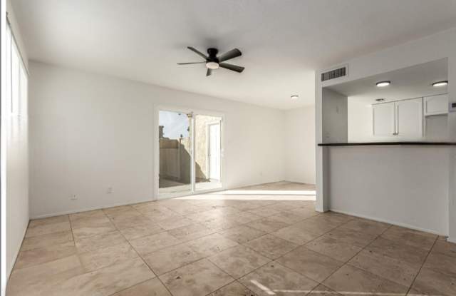 4523 East Wood Street photos photos