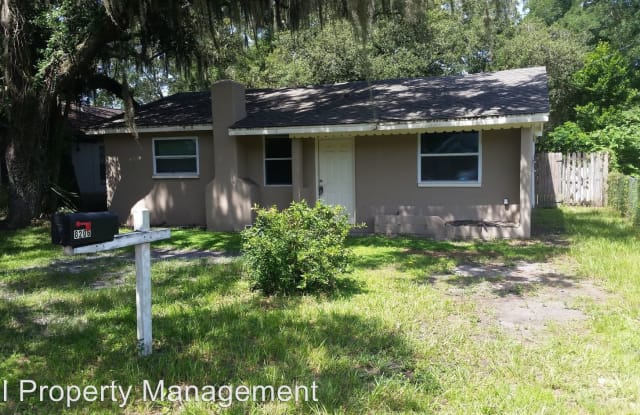 8206 N Hillsborough Ln - 8206 North Hillsboro Lane, Tampa, FL 33604