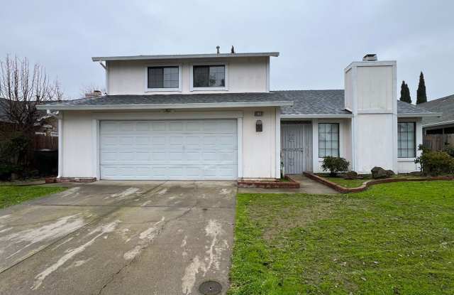 Newly Renovated 4 Bed, 3 Bath Home photos photos