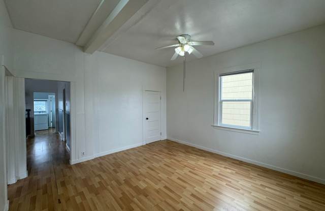 Three Bedroom House in Visitacion Valley photos photos