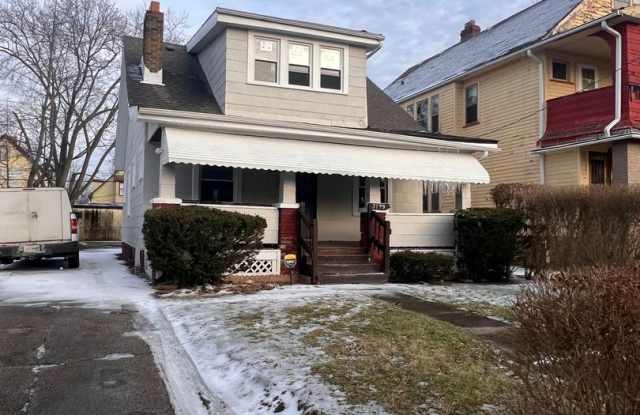 SECTION 8 WELCOME – Spacious 4-Bedroom Home! photos photos