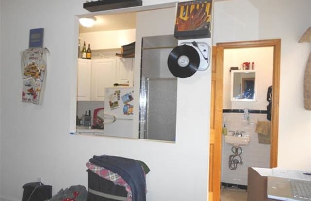172 Spring Street - 172 Spring St, New York City, NY 10012