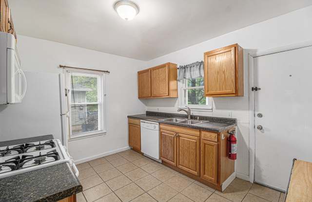 853 Madison Street photos photos