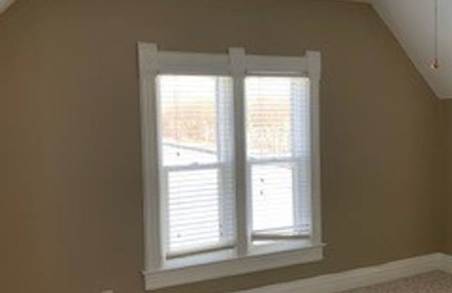 FIVE BR, 2 BA HOUSE in Jesup photos photos