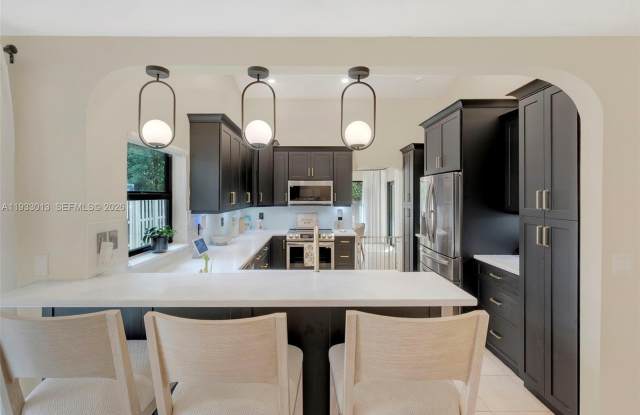 1583 Eastlake Way photos photos